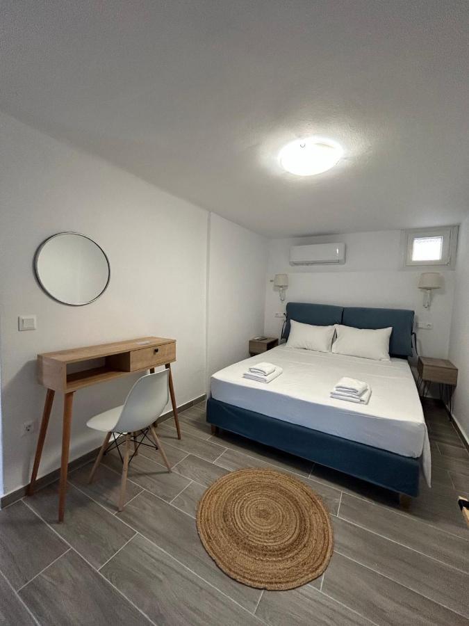 Dk Square Apartment Andros Town Exterior photo